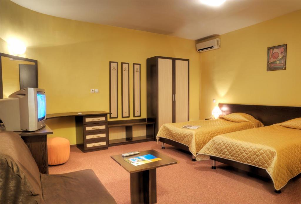 Luxor Hotel Smolyan Room photo